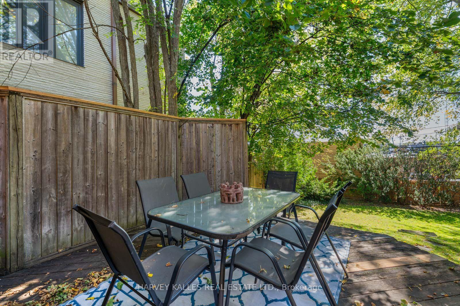 55 Wembley Road, Toronto, Ontario  M6C 2G1 - Photo 33 - C13834500