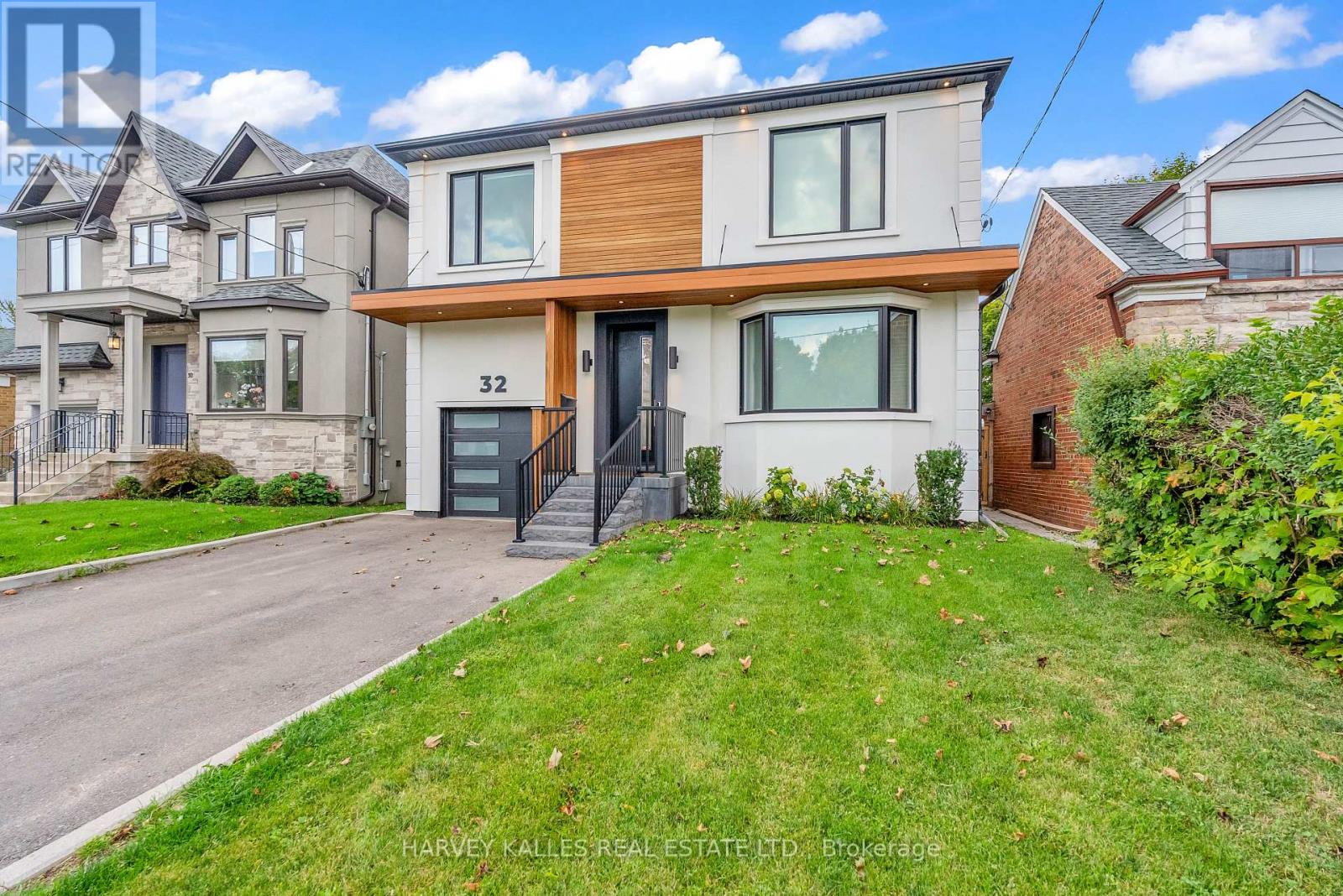 32 Almont Road, Toronto, Ontario  M3H 3E3 - Photo 1 - C13834588