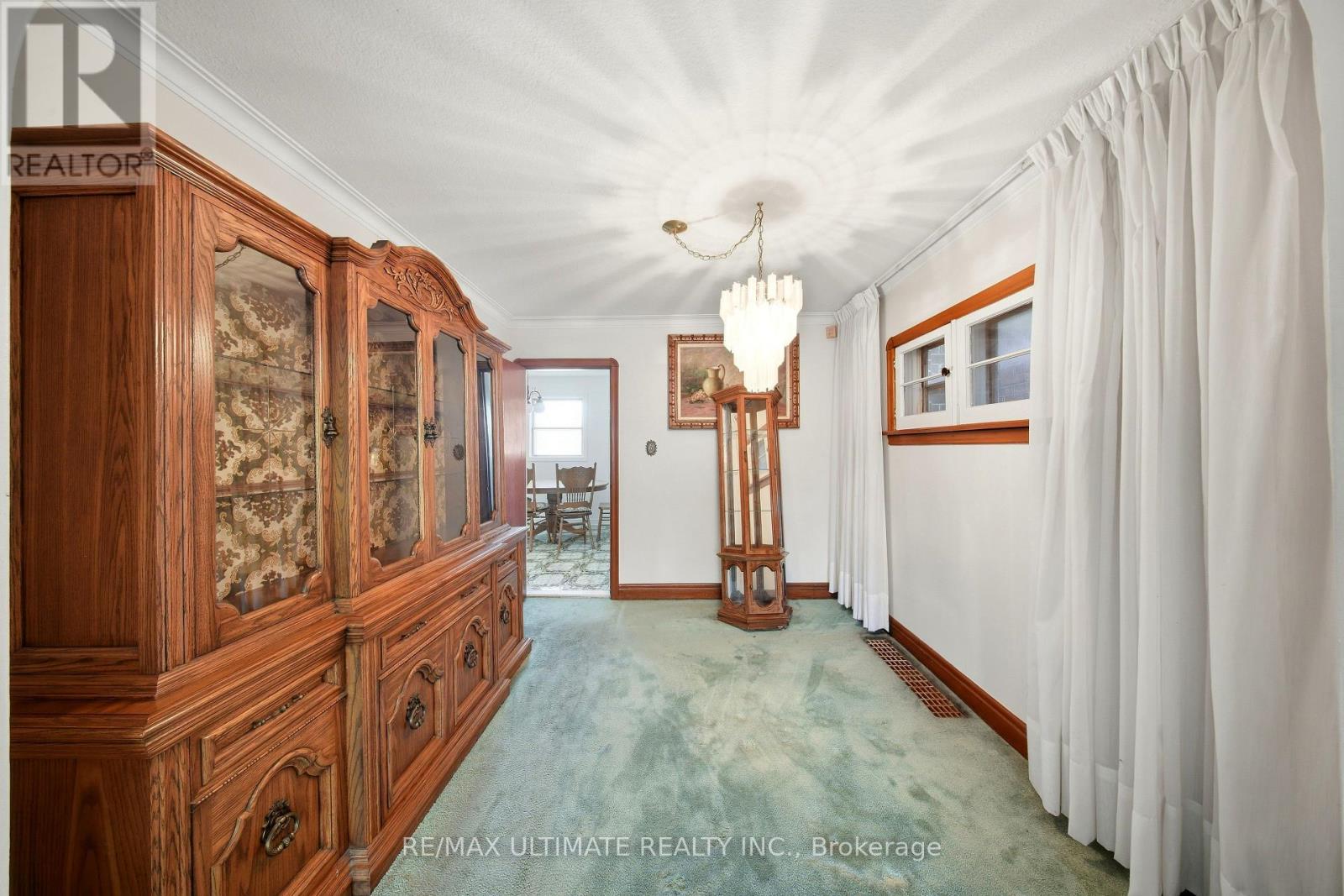 500a Northcliffe Boulevard, Toronto, Ontario  M6E 3L5 - Photo 10 - C13834626