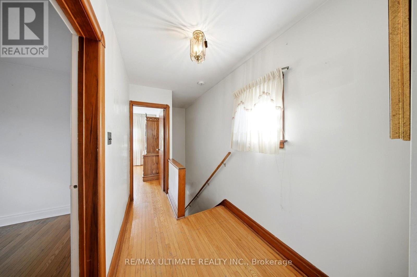 500a Northcliffe Boulevard, Toronto, Ontario  M6E 3L5 - Photo 16 - C13834626