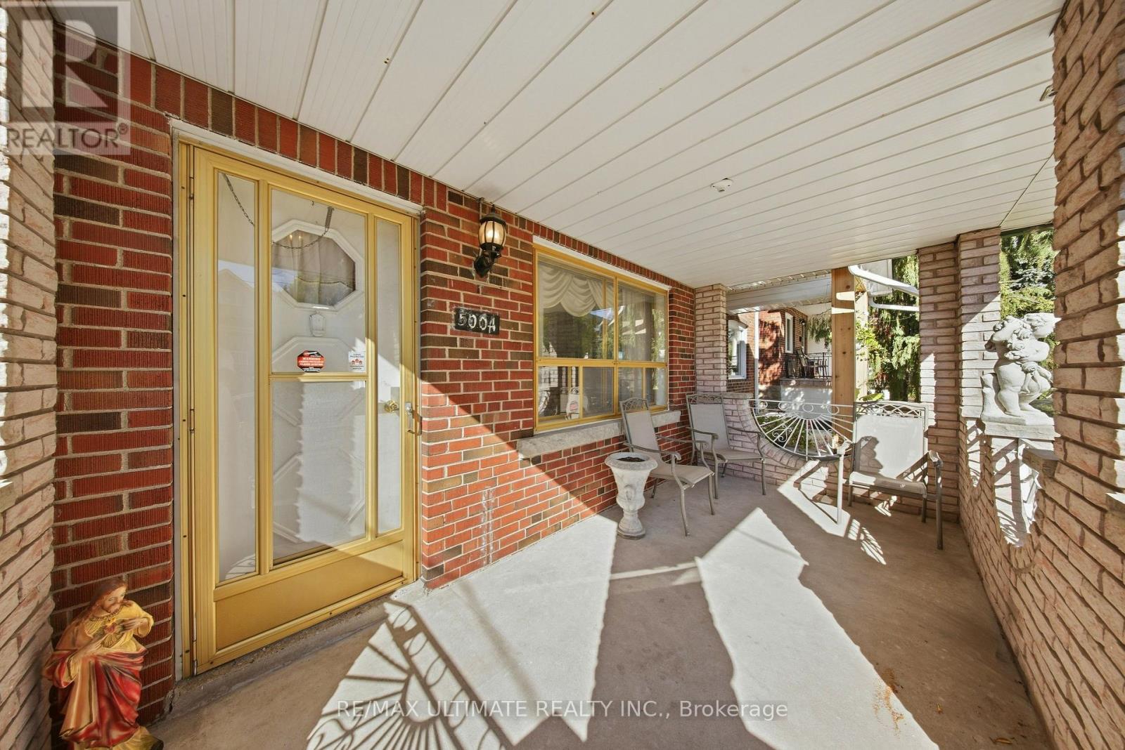 500a Northcliffe Boulevard, Toronto, Ontario  M6E 3L5 - Photo 2 - C13834626