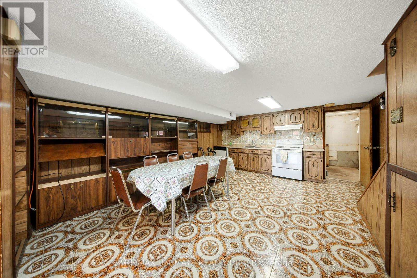 500a Northcliffe Boulevard, Toronto, Ontario  M6E 3L5 - Photo 24 - C13834626