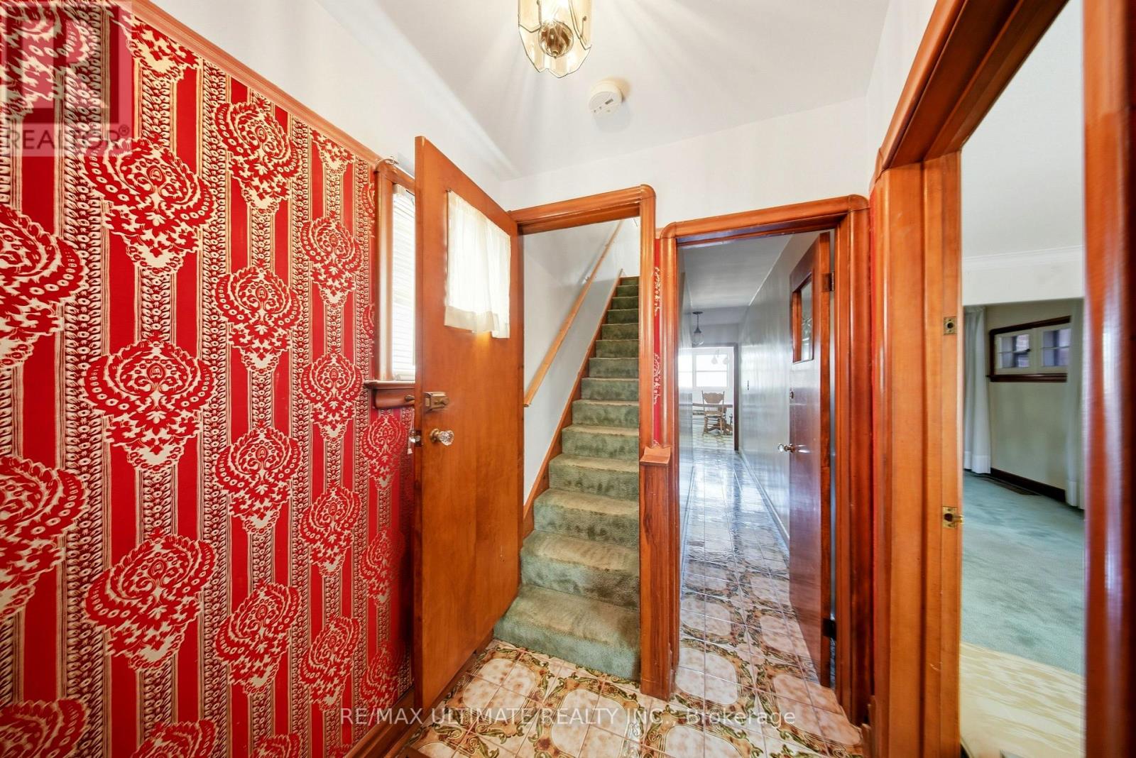 500a Northcliffe Boulevard, Toronto, Ontario  M6E 3L5 - Photo 6 - C13834626