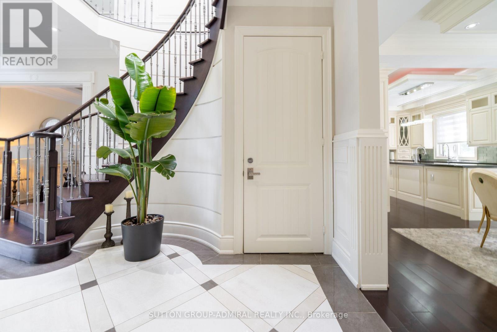 9 Calderon Crescent, Toronto, Ontario  M2R 2E4 - Photo 16 - C13834662
