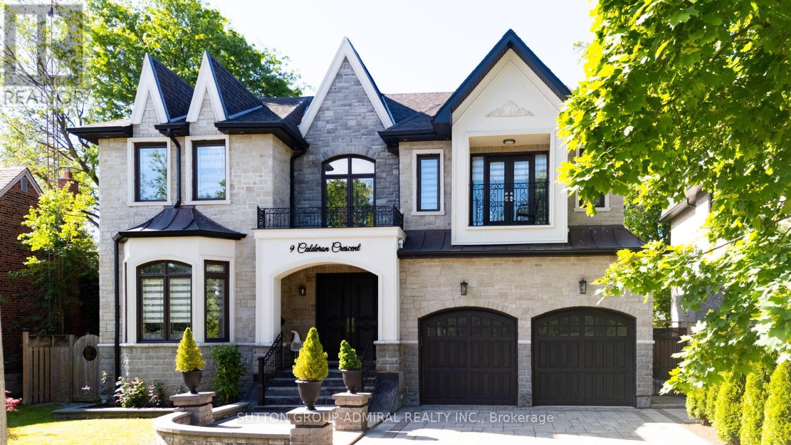 9 Calderon Crescent, Toronto, Ontario  M2R 2E4 - Photo 2 - C13834662