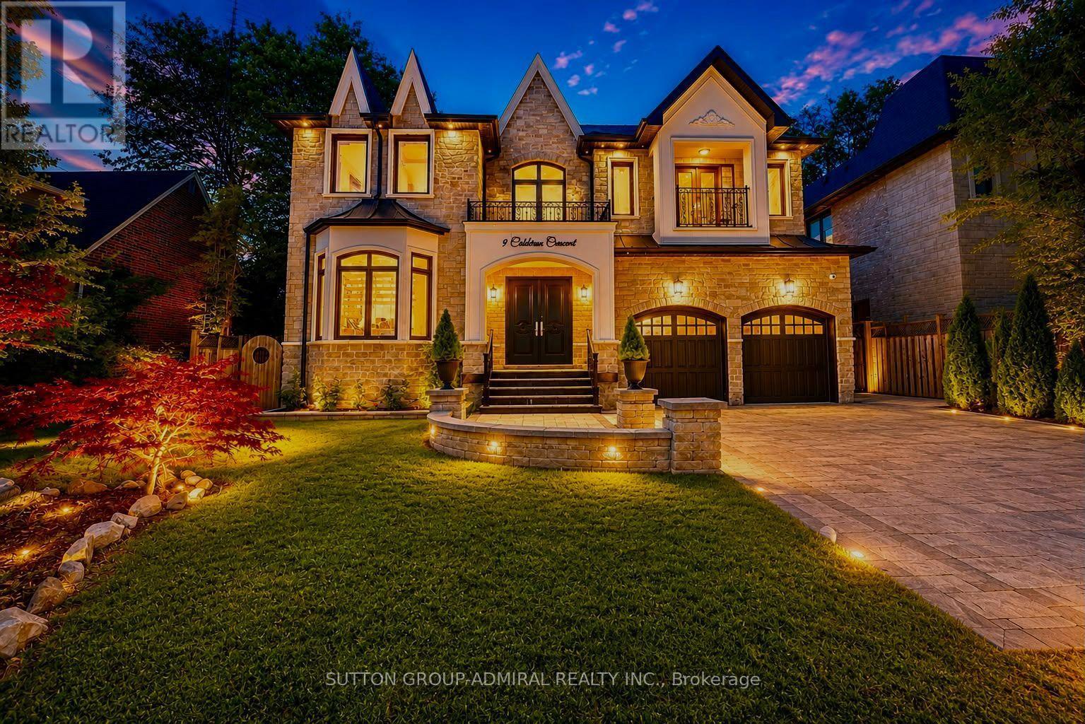 9 Calderon Crescent, Toronto, Ontario  M2R 2E4 - Photo 3 - C13834662