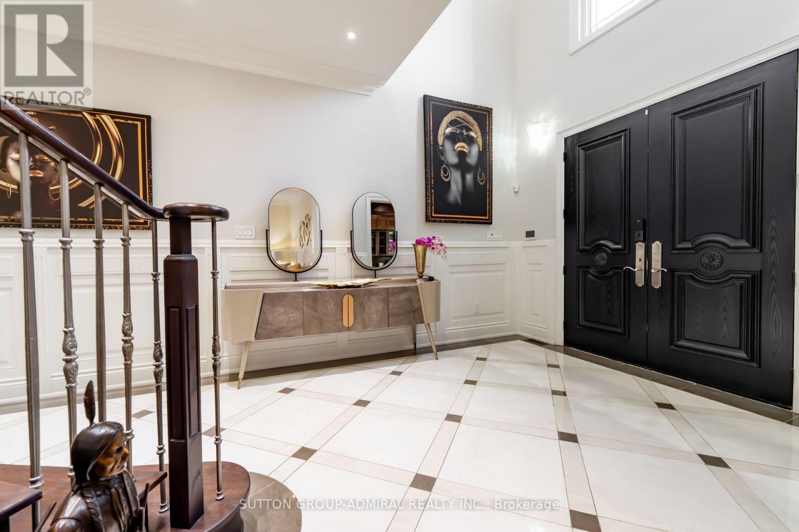 9 Calderon Crescent, Toronto, Ontario  M2R 2E4 - Photo 4 - C13834662