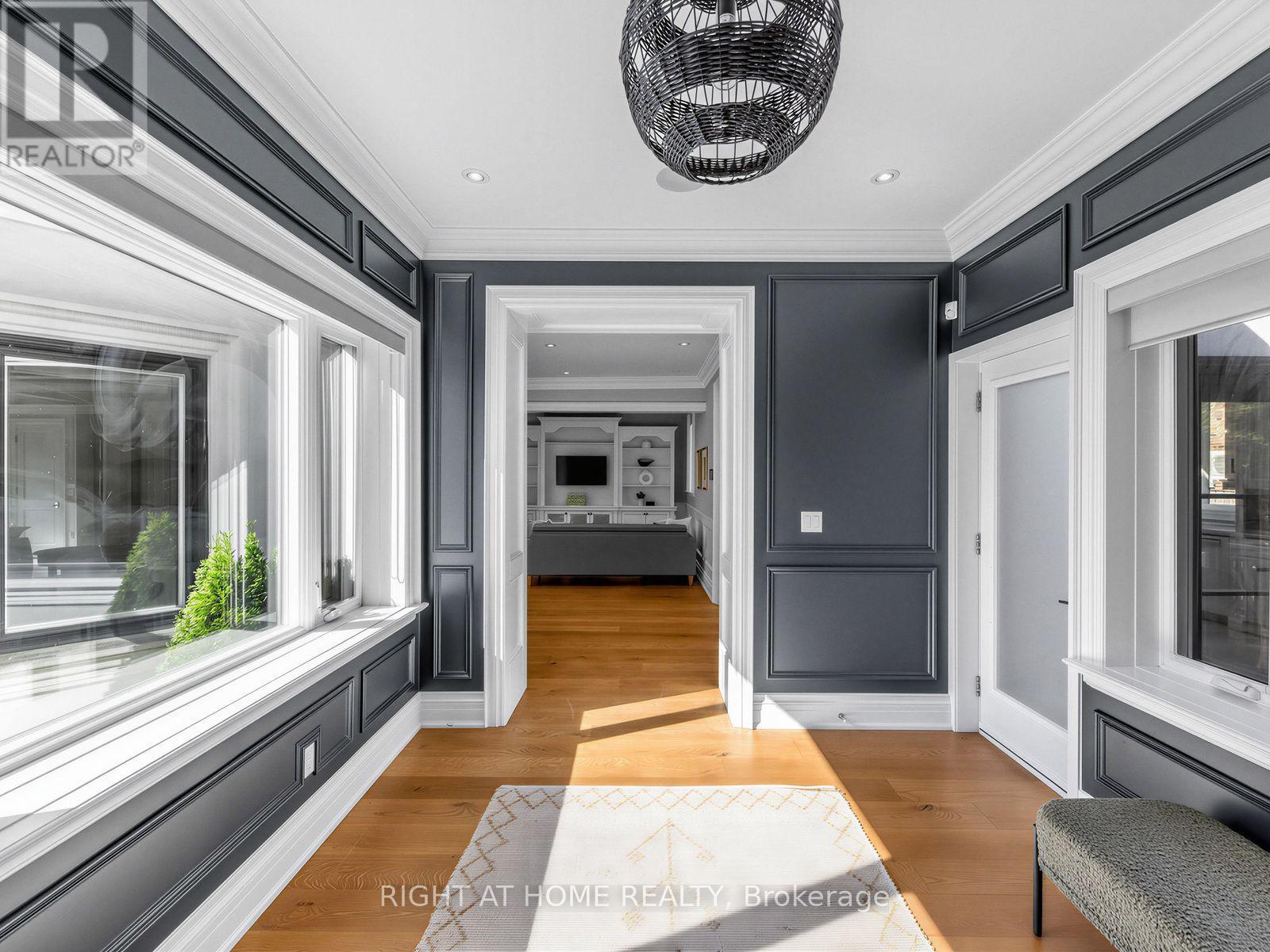 204 Glen Road, Toronto, Ontario  M4W 2X1 - Photo 15 - C13834708