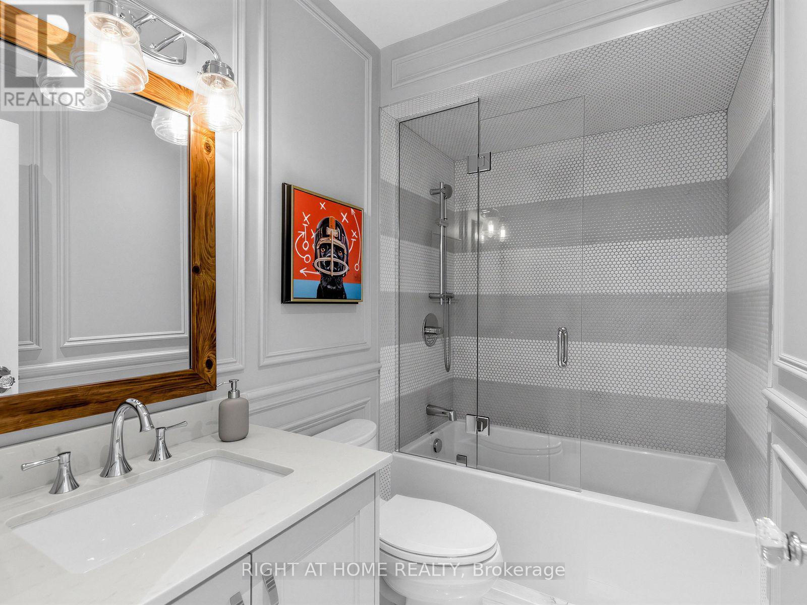 204 Glen Road, Toronto, Ontario  M4W 2X1 - Photo 27 - C13834708
