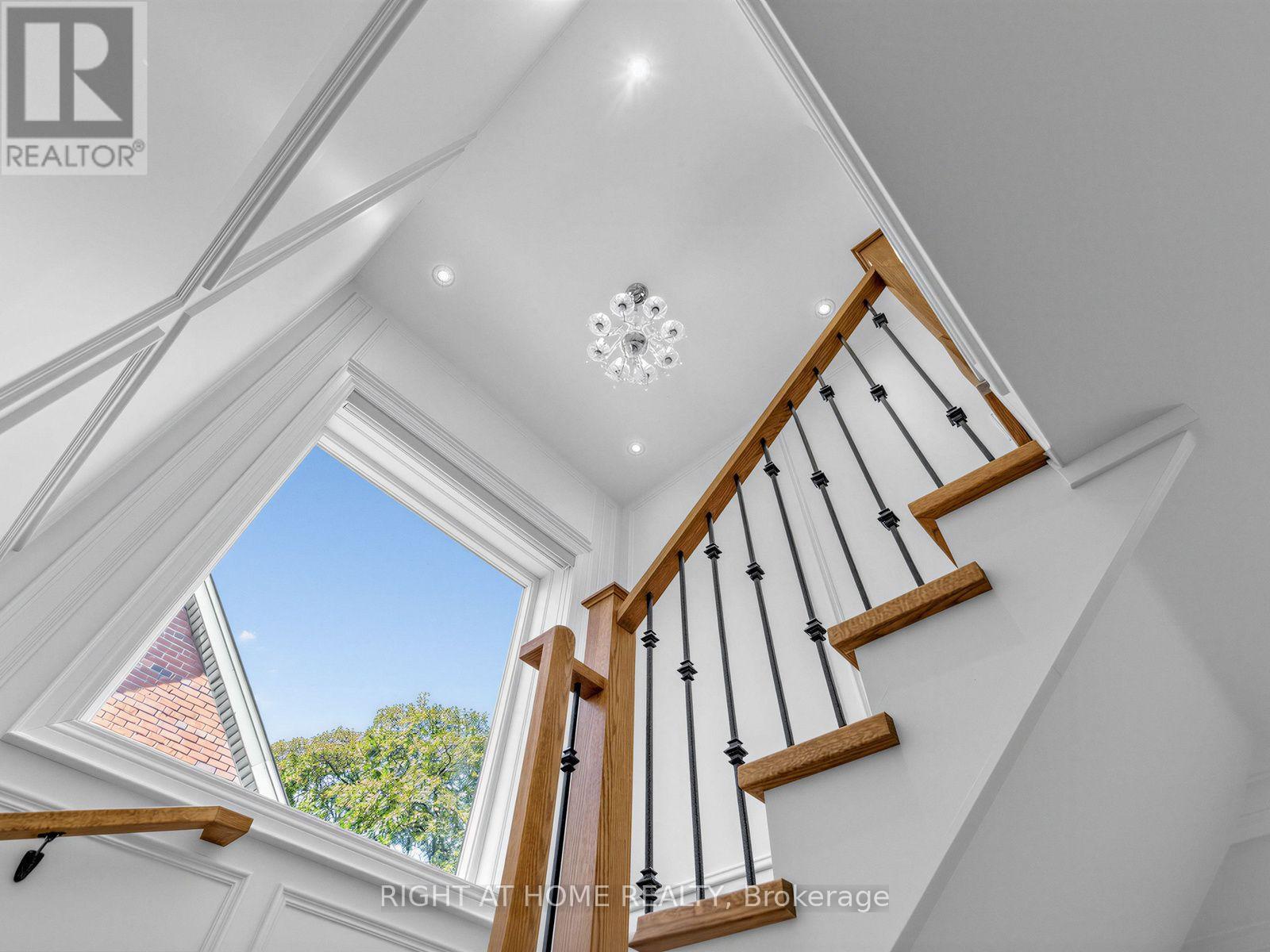 204 Glen Road, Toronto, Ontario  M4W 2X1 - Photo 29 - C13834708