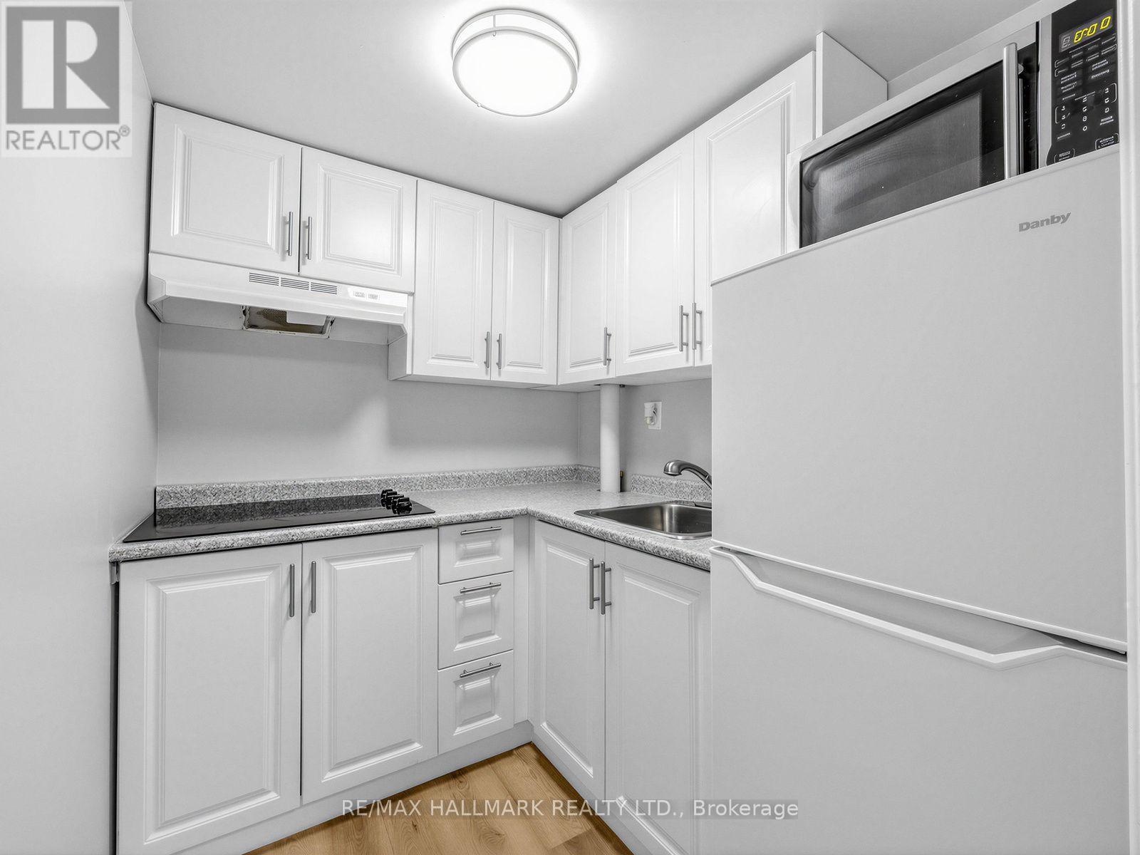 1333 Cherrydown Drive, Oshawa, Ontario  L1H 8C8 - Photo 12 - E13828542