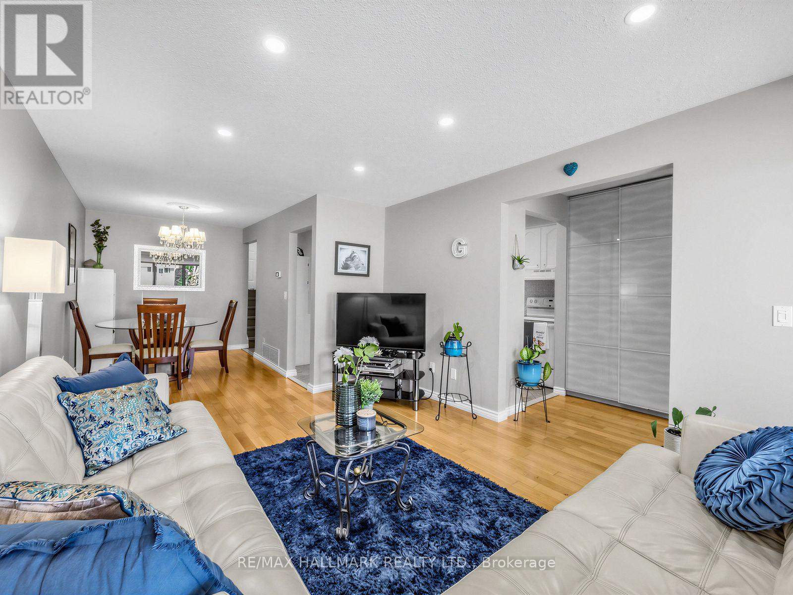 1333 Cherrydown Drive, Oshawa, Ontario  L1H 8C8 - Photo 4 - E13828542