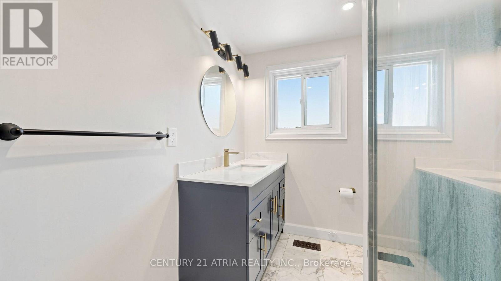 982 Renfrew Court, Oshawa (Lakeview), Ontario  L1J 6L2 - Photo 28 - E13834428