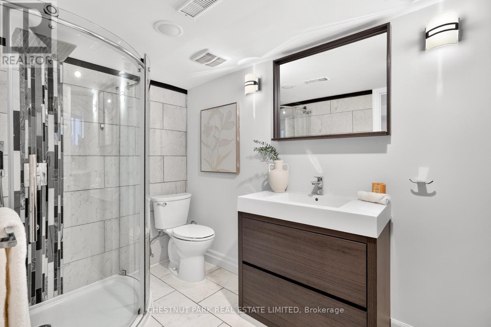 86 Cambridge Avenue, Toronto, Ontario  M4K 2L4 - Photo 38 - E13834528