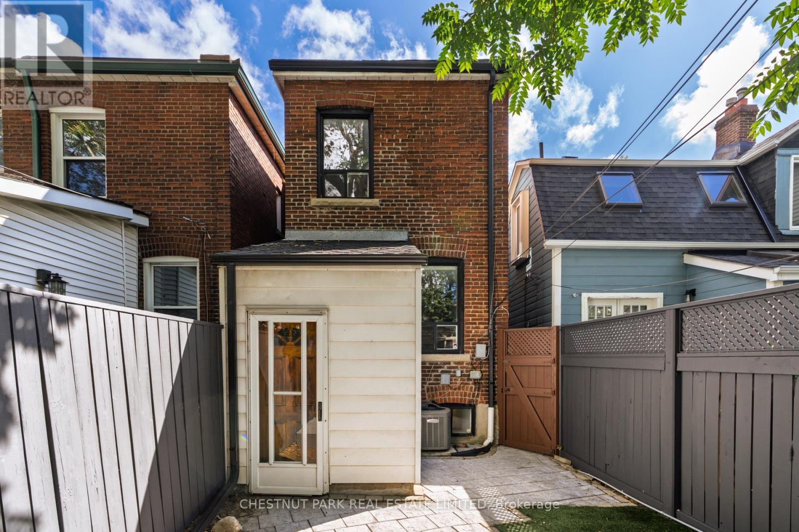 86 Cambridge Avenue, Toronto, Ontario  M4K 2L4 - Photo 43 - E13834528