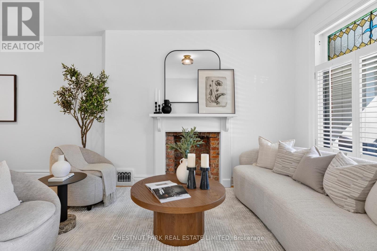 86 Cambridge Avenue, Toronto, Ontario  M4K 2L4 - Photo 6 - E13834528