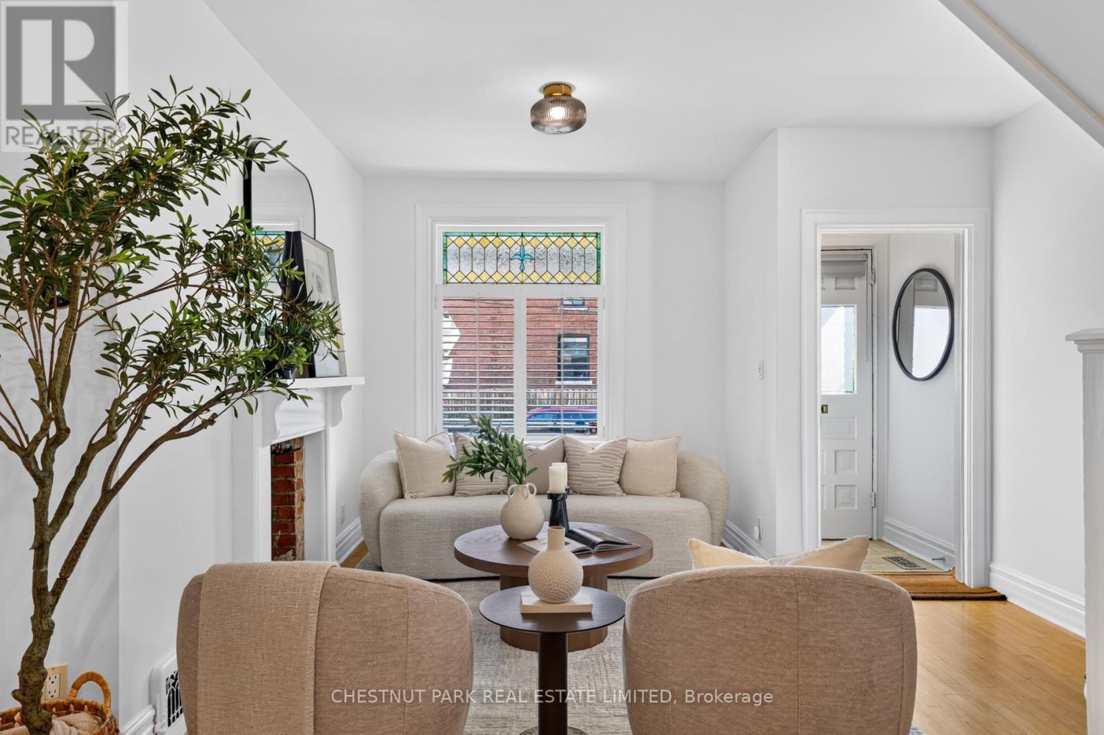 86 Cambridge Avenue, Toronto, Ontario  M4K 2L4 - Photo 7 - E13834528
