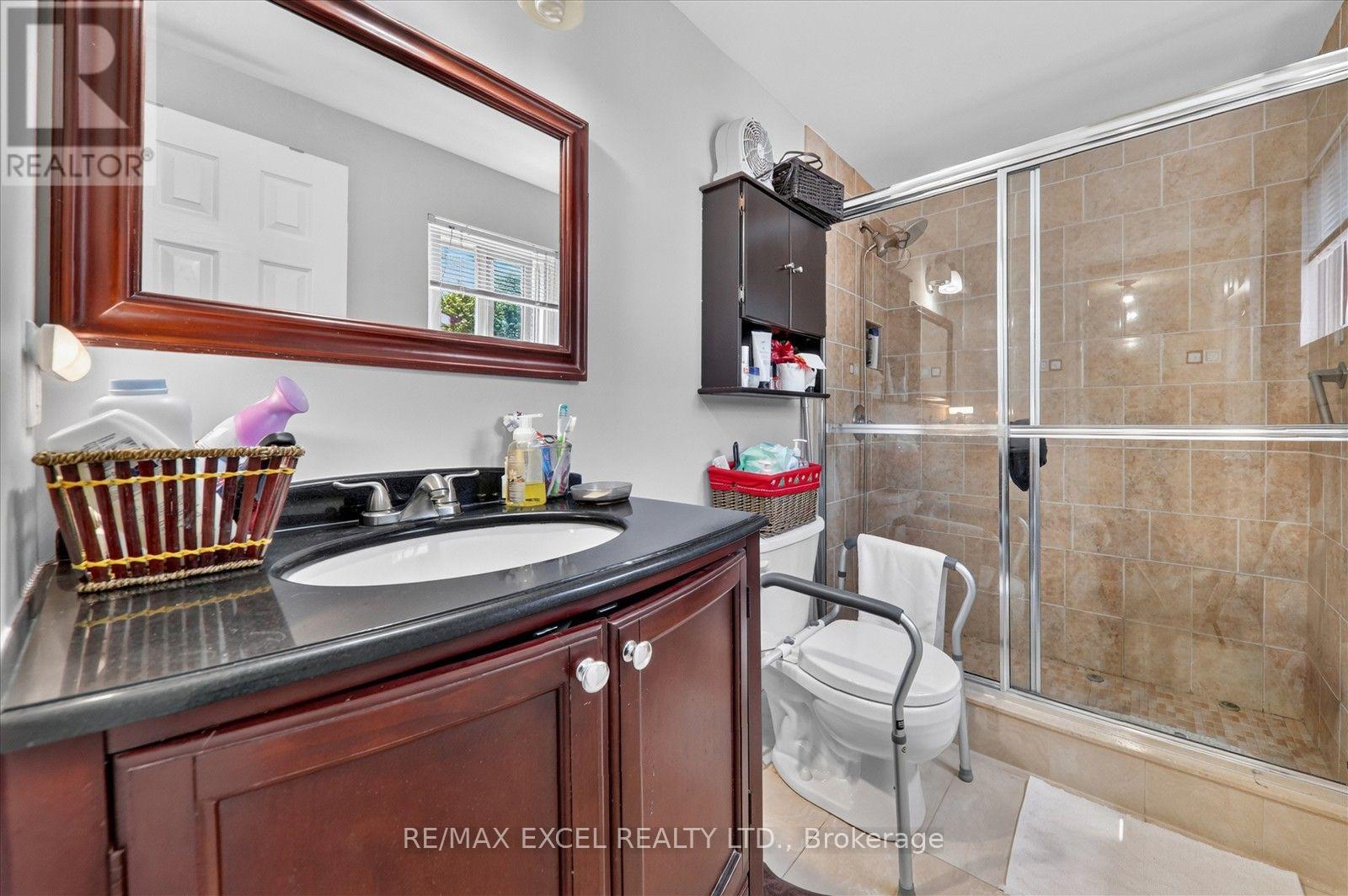 26 Lighthall Crescent, Toronto, Ontario  M1B 1V3 - Photo 21 - E13834538