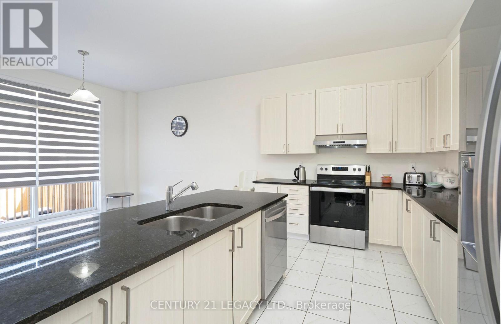 21 Olerud Drive, Whitby, Ontario  L1P 0J1 - Photo 18 - E13834698