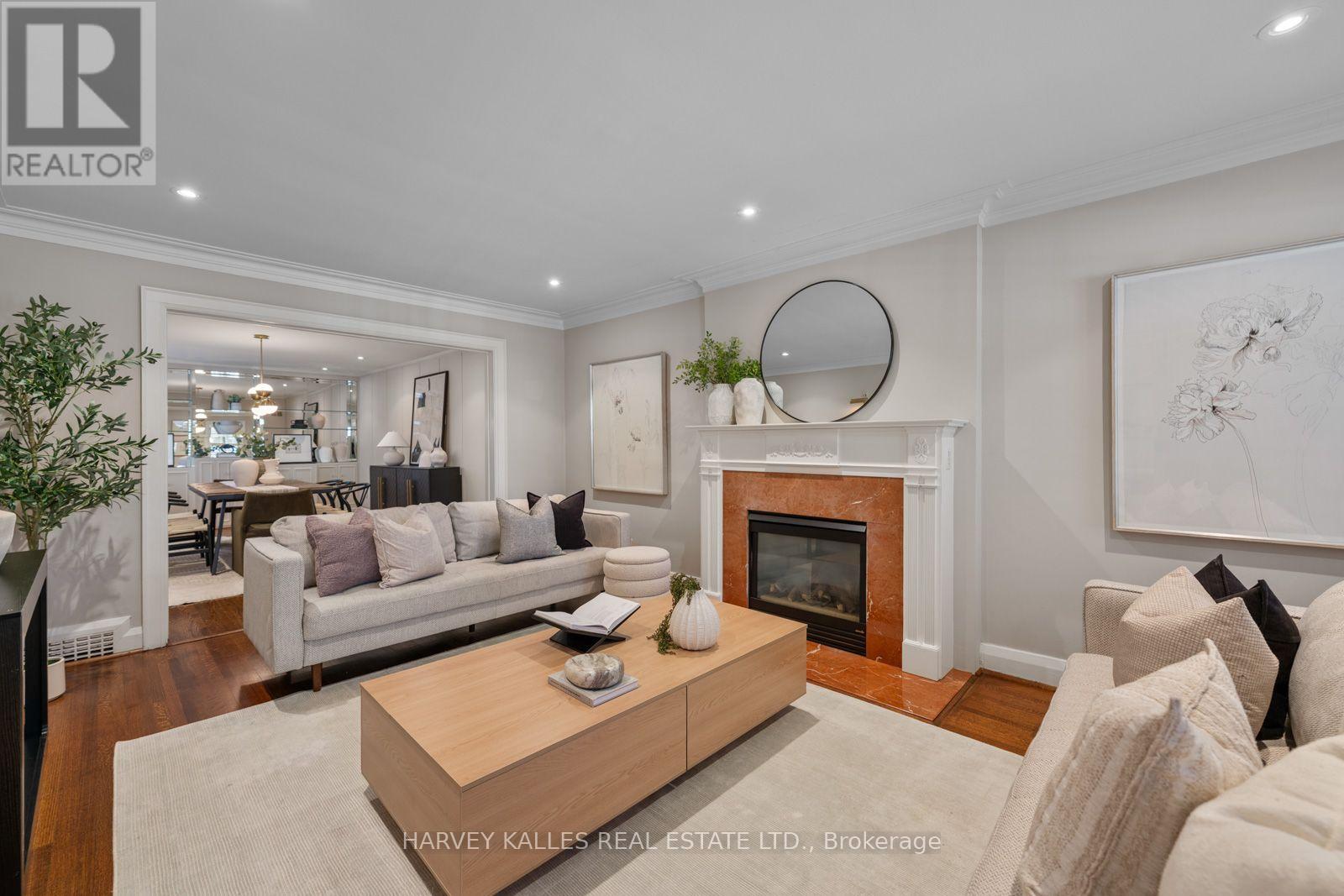 55 Wembley Road, Toronto, Ontario  M6C 2G1 - Photo 4 - C13834500