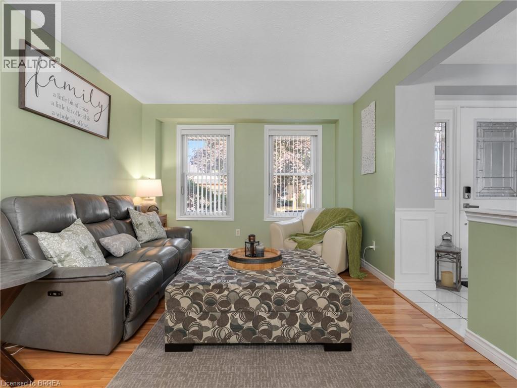 42 Emidio Crescent, Brantford, Ontario  N3R 7Y9 - Photo 6 - 40866598