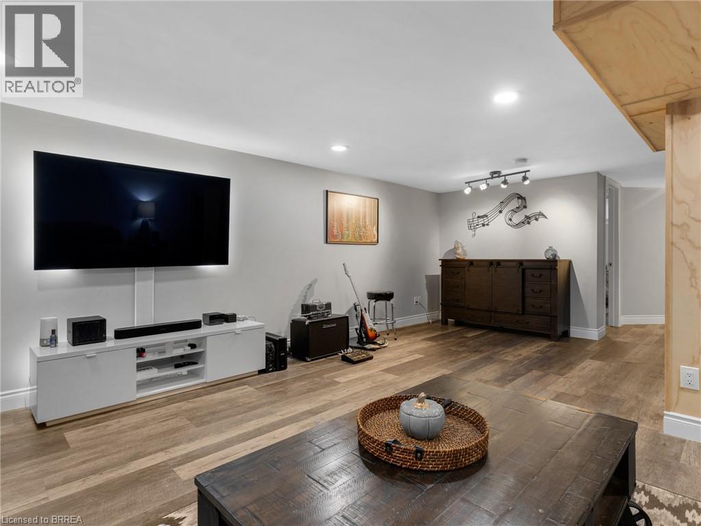 42 Emidio Crescent, Brantford, Ontario  N3R 7Y9 - Photo 32 - 40866598