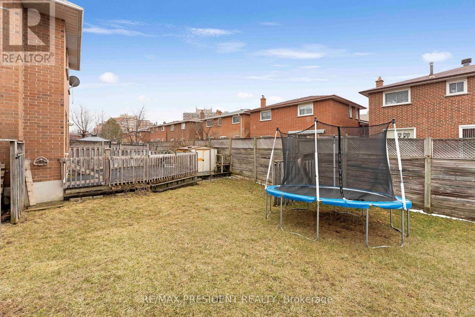26 Mattari Court, Toronto, Ontario  M9W 7C6 - Photo 17 - W13741754