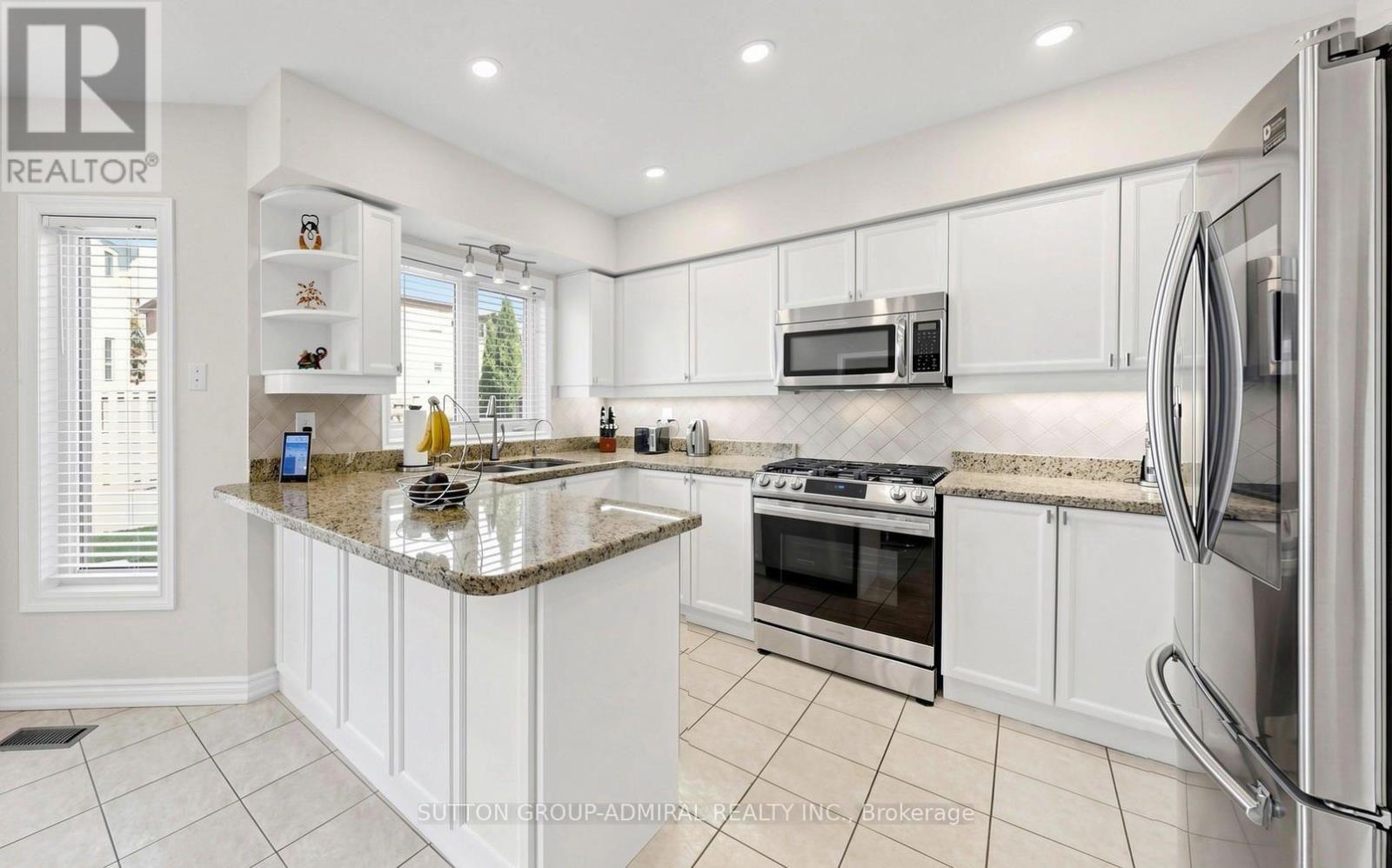 174 Canyon Hill Avenue, Richmond Hill, Ontario  L4C 0R3 - Photo 18 - N13834550