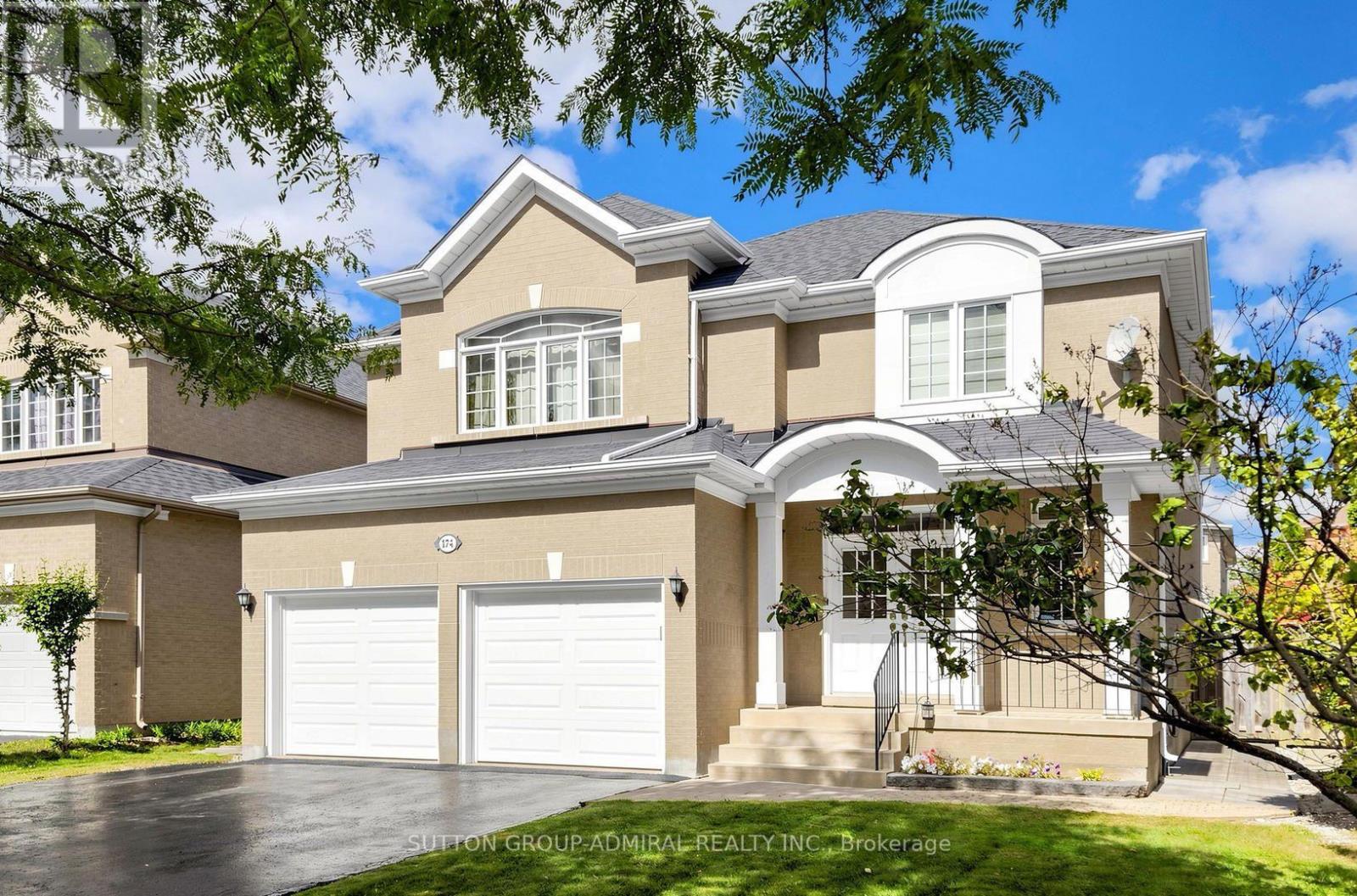 174 Canyon Hill Avenue, Richmond Hill, Ontario  L4C 0R3 - Photo 2 - N13834550