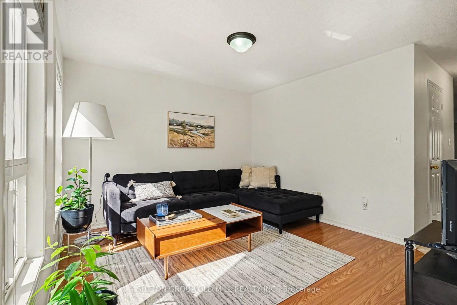 30 Hartmoor Street, Markham, Ontario  L6E 2C7 - Photo 3 - N13834568