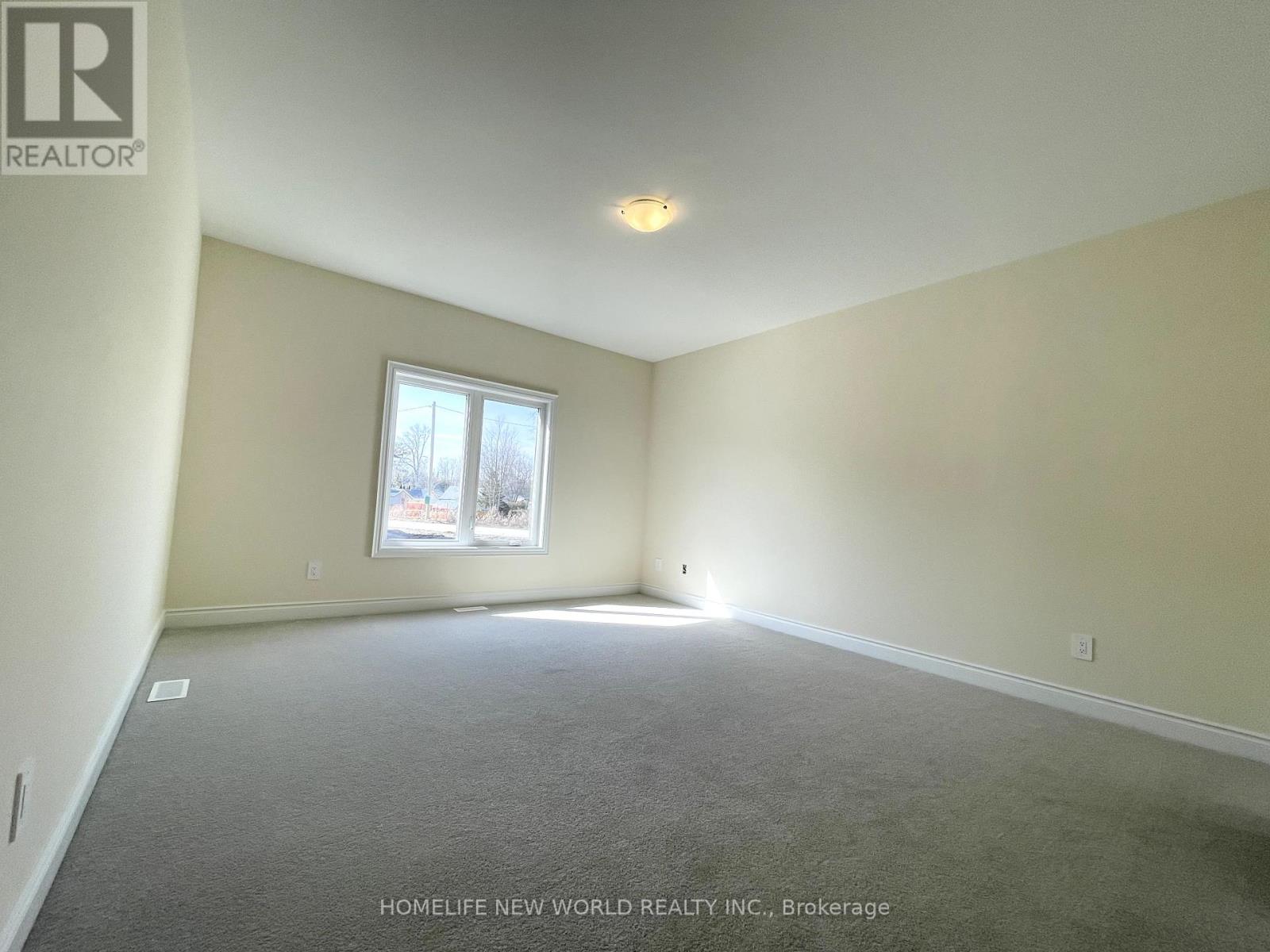 15 Schortinghuis Street, Georgina, Ontario  L0E 1R0 - Photo 6 - N13834612