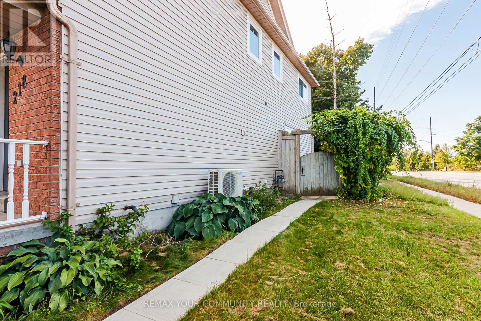Lower - 218 Ferndale Drive S, Barrie, Ontario L4N 8J9 - Photo 2 - S13834444