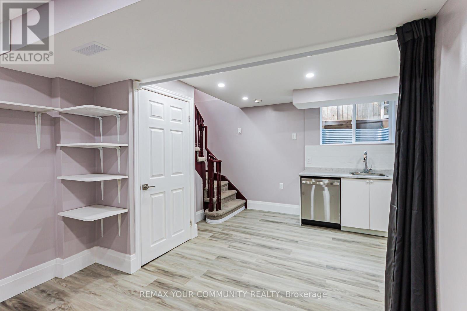 Lower - 218 Ferndale Drive S, Barrie, Ontario L4N 8J9 - Photo 9 - S13834444