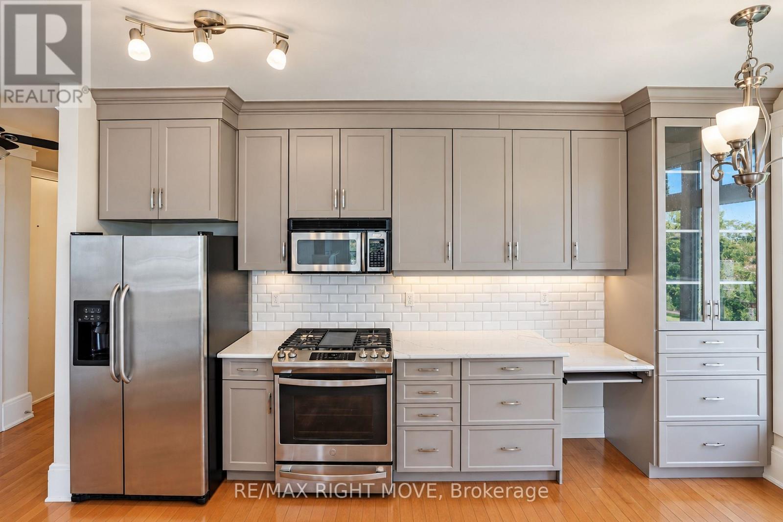 301 - 140 Cedar Island Road, Orillia, Ontario  L3V 1T1 - Photo 3 - S13834610