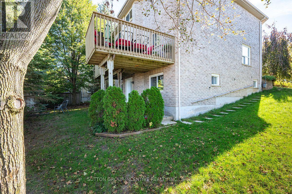 46 Bell Street, Barrie, Ontario  L4N 0H9 - Photo 10 - S13834646