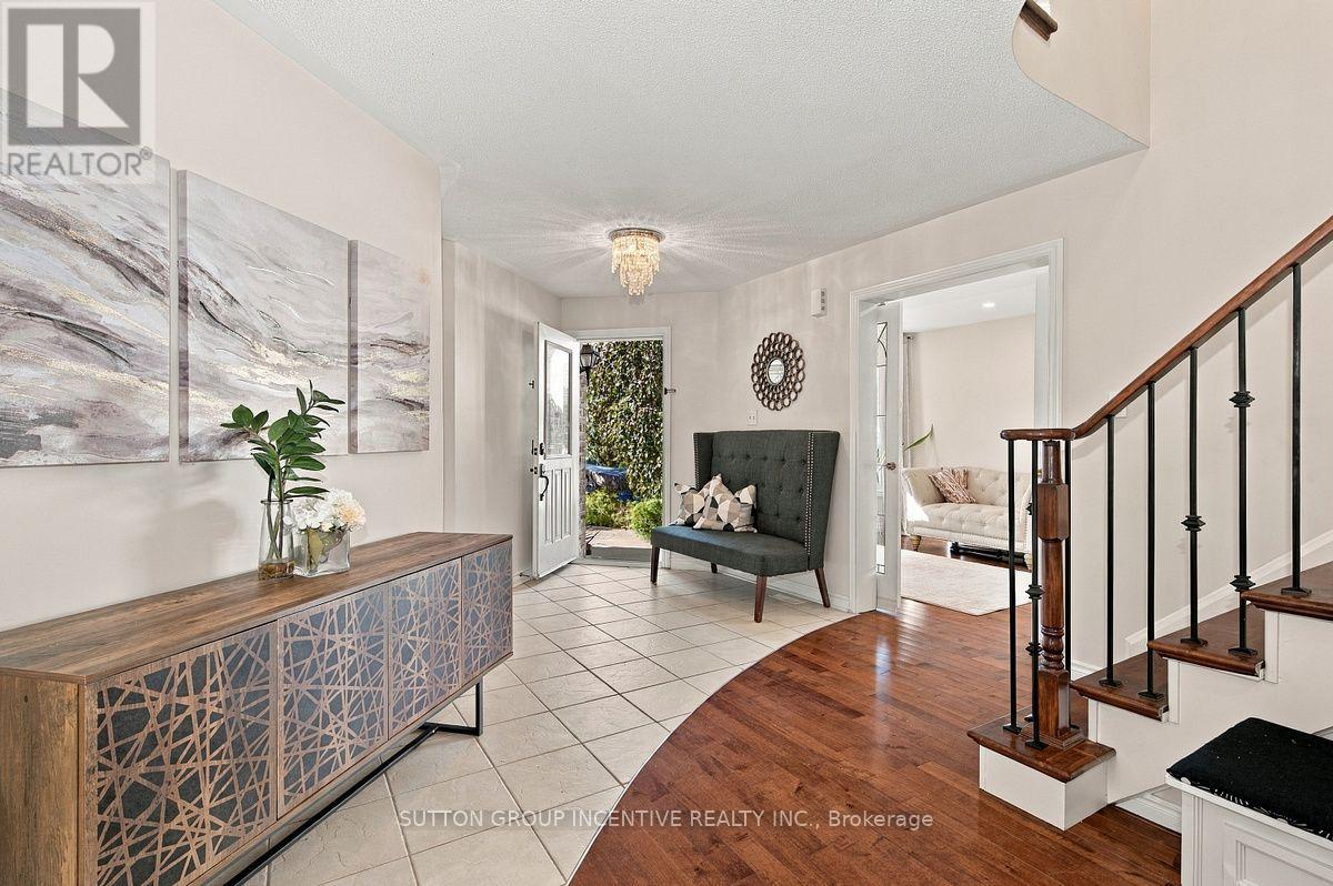 46 Bell Street, Barrie, Ontario  L4N 0H9 - Photo 13 - S13834646