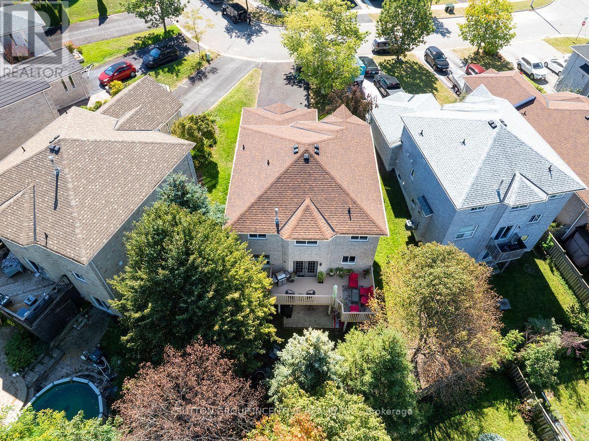 46 Bell Street, Barrie, Ontario  L4N 0H9 - Photo 4 - S13834646