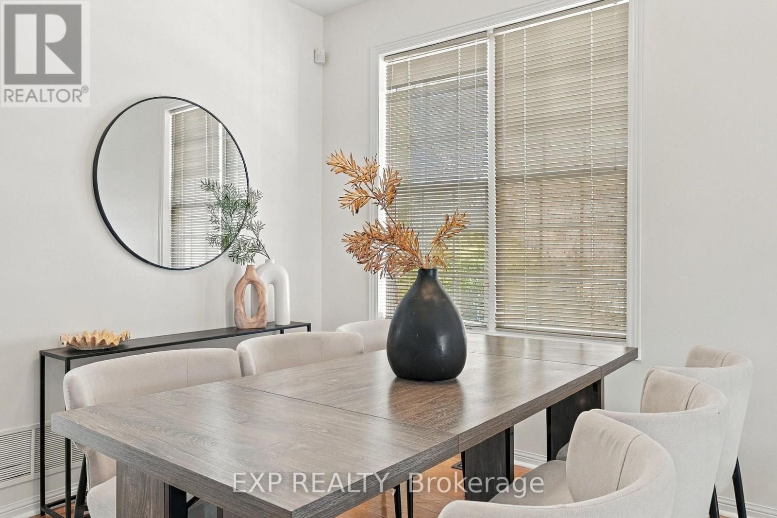 5362 Longford Drive, Mississauga, Ontario  L5M 7Y3 - Photo 10 - W13834544