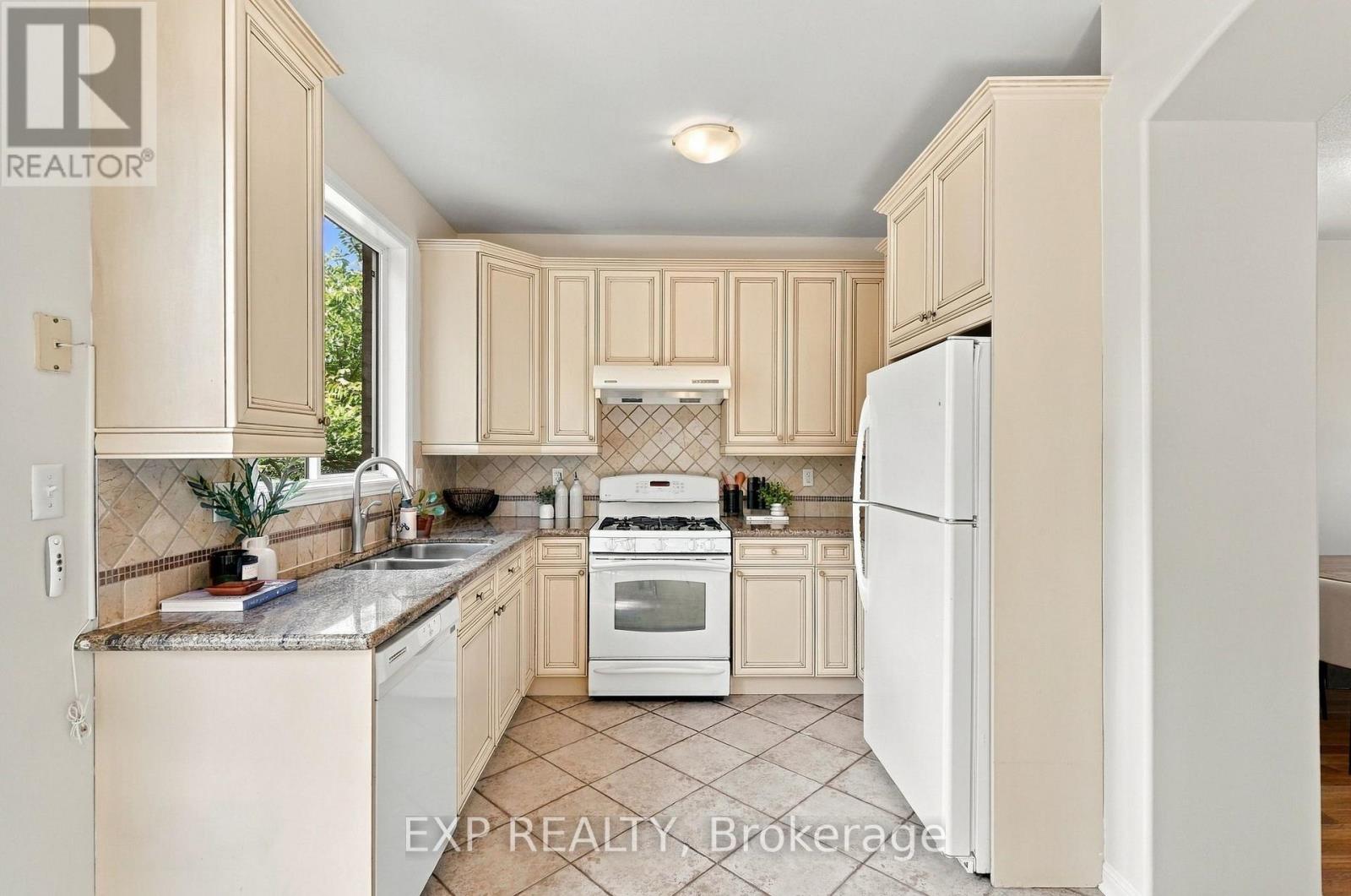5362 Longford Drive, Mississauga, Ontario  L5M 7Y3 - Photo 13 - W13834544