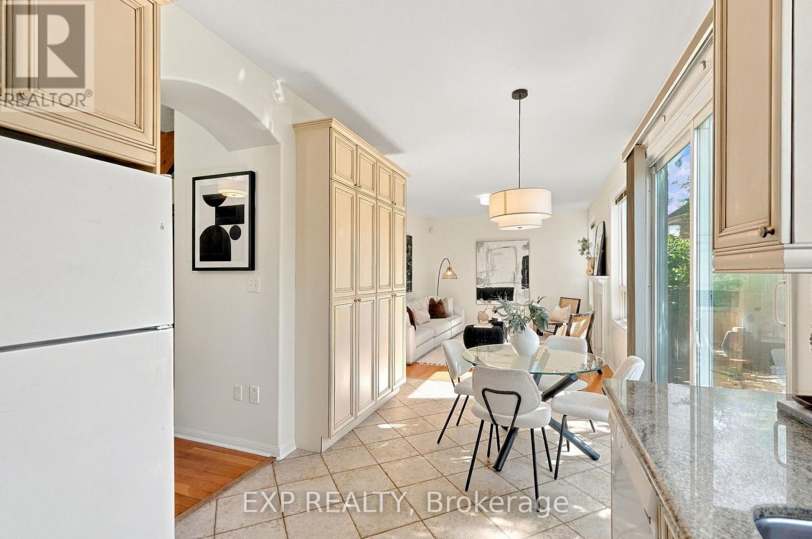 5362 Longford Drive, Mississauga, Ontario  L5M 7Y3 - Photo 16 - W13834544