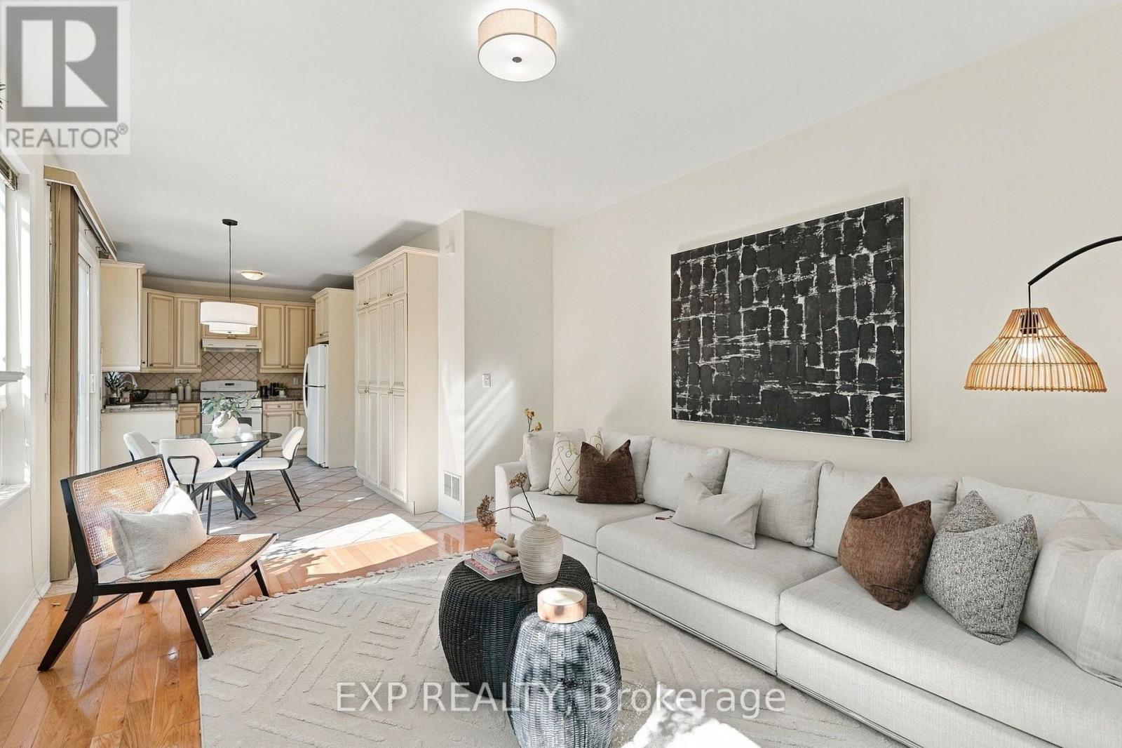 5362 Longford Drive, Mississauga, Ontario  L5M 7Y3 - Photo 17 - W13834544