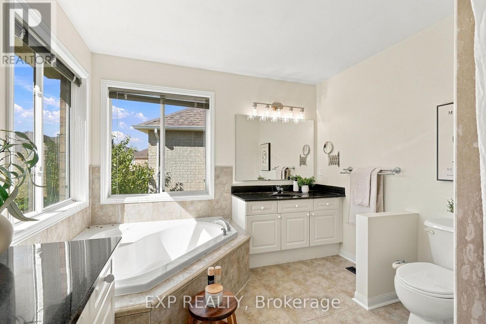 5362 Longford Drive, Mississauga, Ontario  L5M 7Y3 - Photo 36 - W13834544