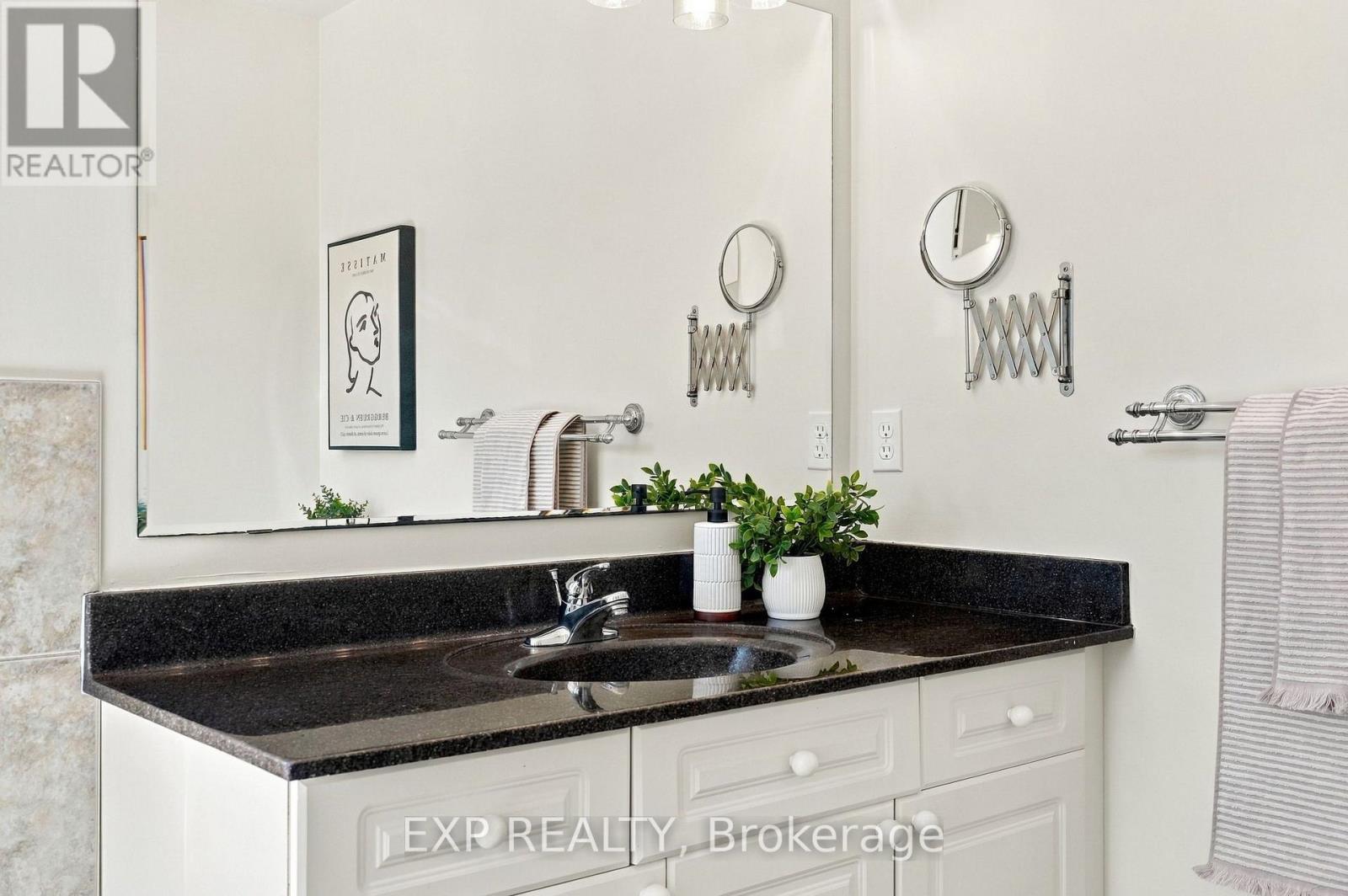 5362 Longford Drive, Mississauga, Ontario  L5M 7Y3 - Photo 37 - W13834544
