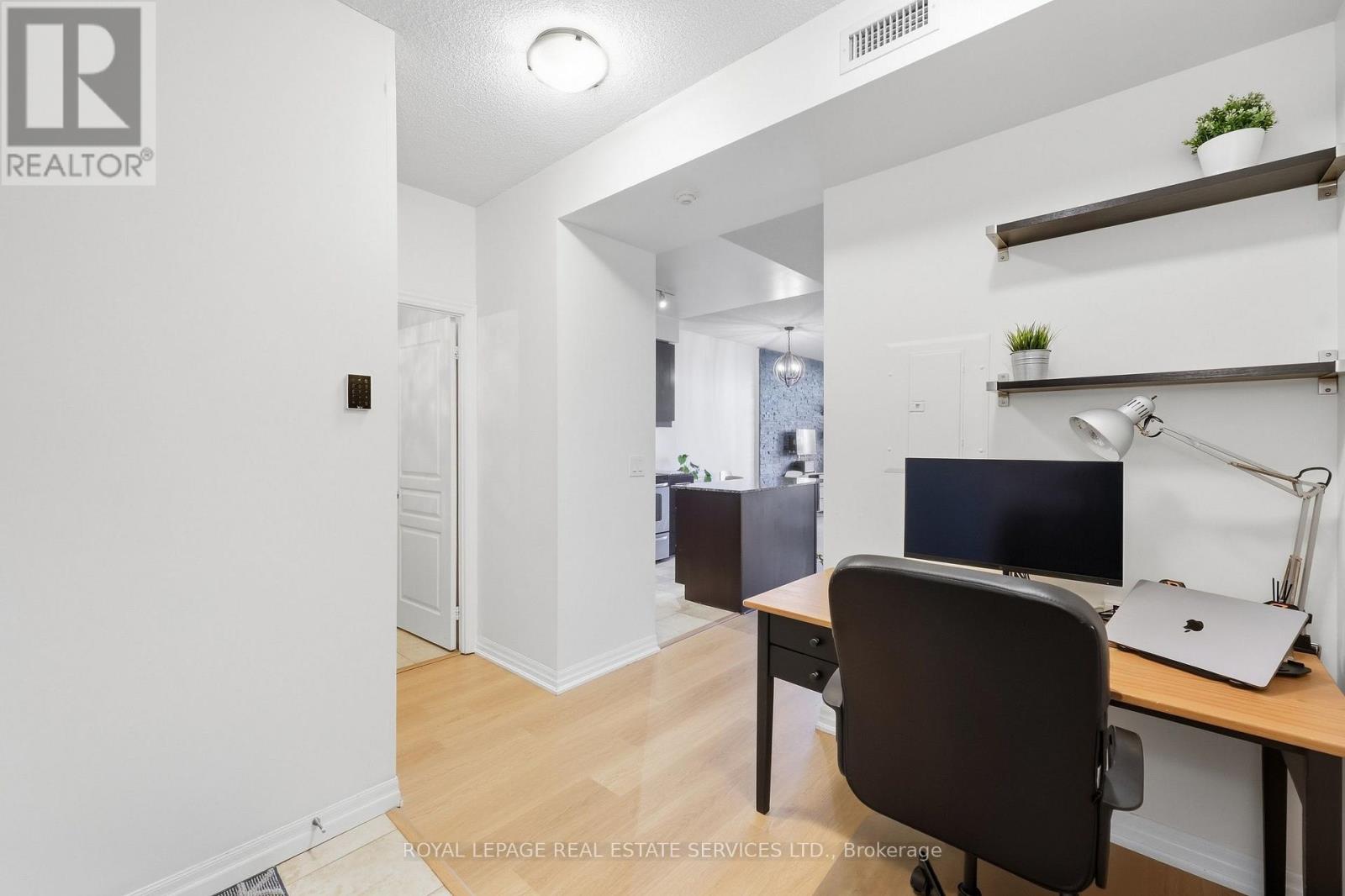 1504 - 223 Webb Drive, Mississauga, Ontario  L5B 0E8 - Photo 24 - W13834596
