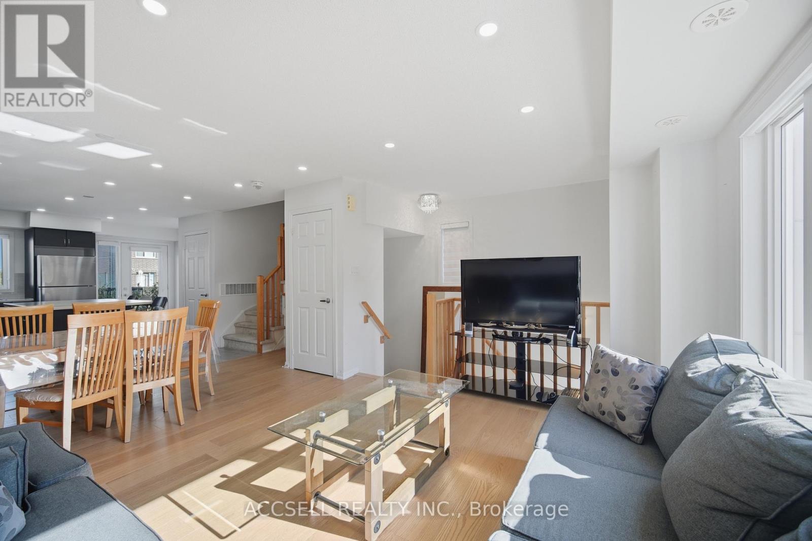 218 - 250 Sunny Meadow Boulevard, Brampton, Ontario  L6R 3Y7 - Photo 12 - W13834634