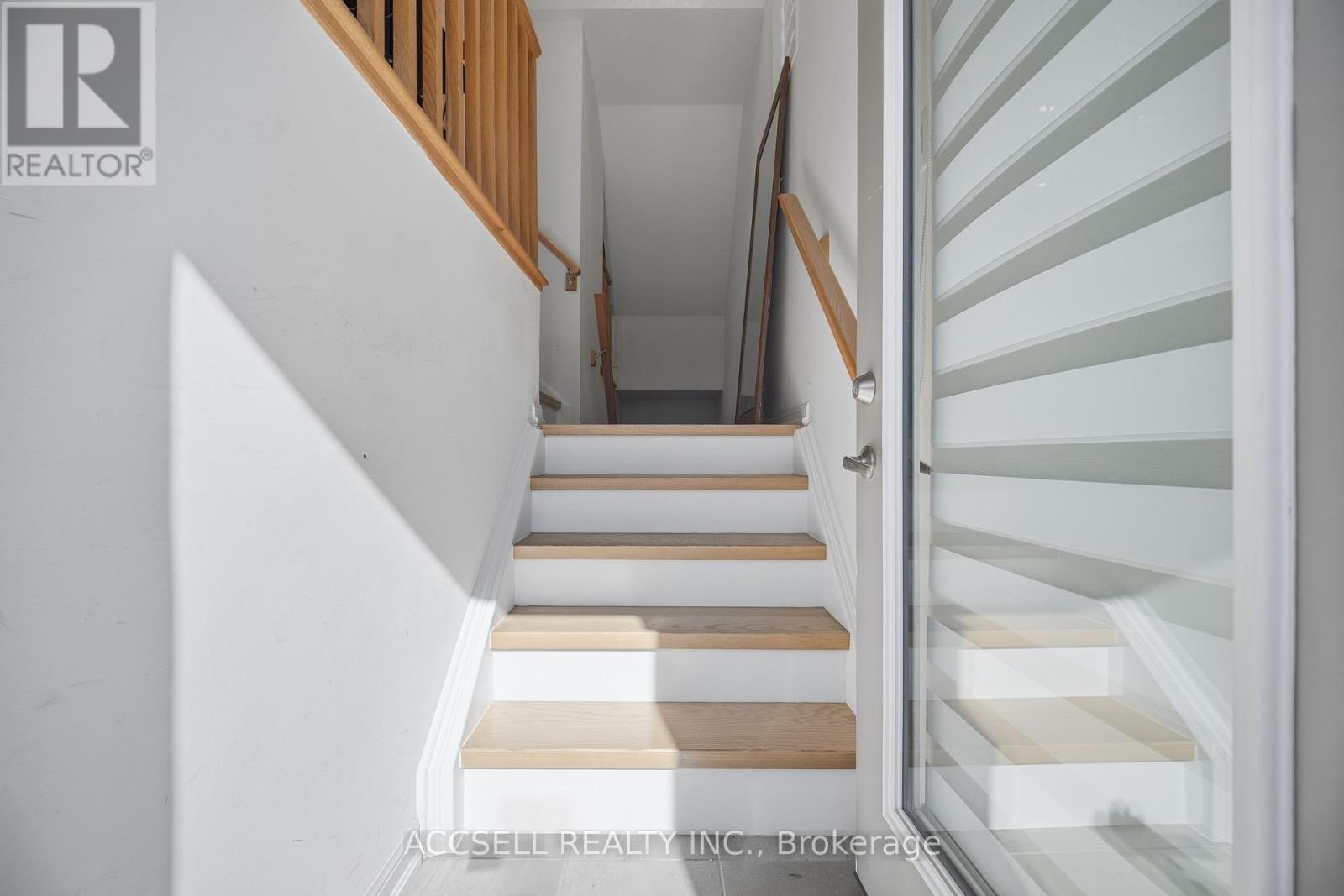 218 - 250 Sunny Meadow Boulevard, Brampton, Ontario  L6R 3Y7 - Photo 8 - W13834634