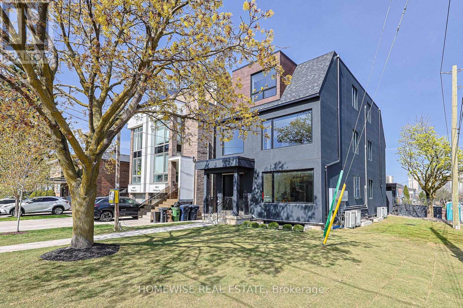 3 - 159 LOCKSLEY AVENUE