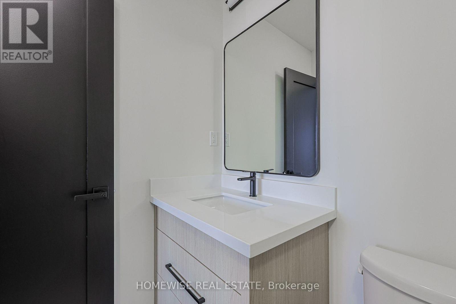3 - 159 LOCKSLEY AVENUE