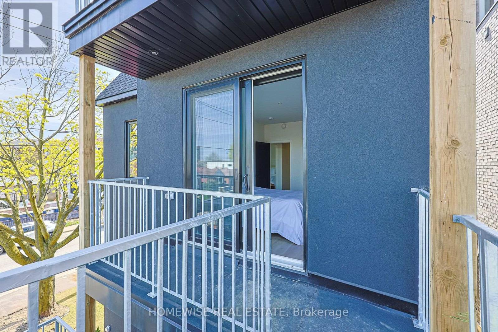 3 - 159 Locksley Avenue, Toronto, Ontario  M6B 3N6 - Photo 38 - W13834670