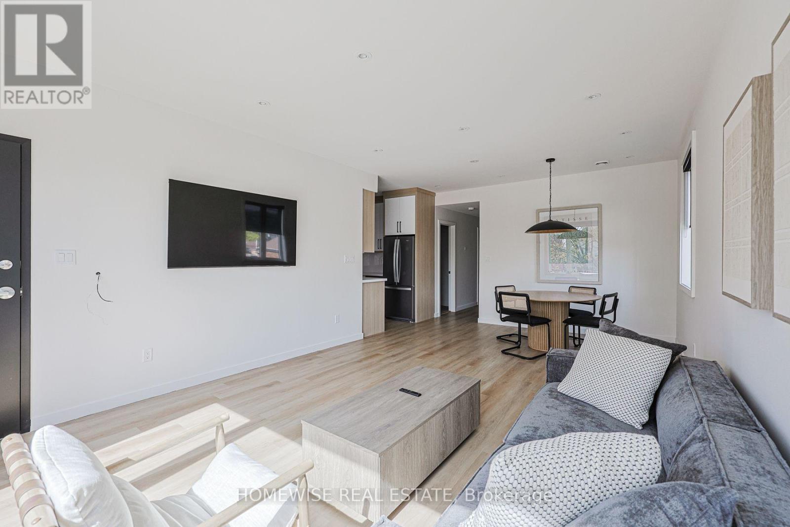 3 - 159 Locksley Avenue, Toronto, Ontario  M6B 3N6 - Photo 5 - W13834670
